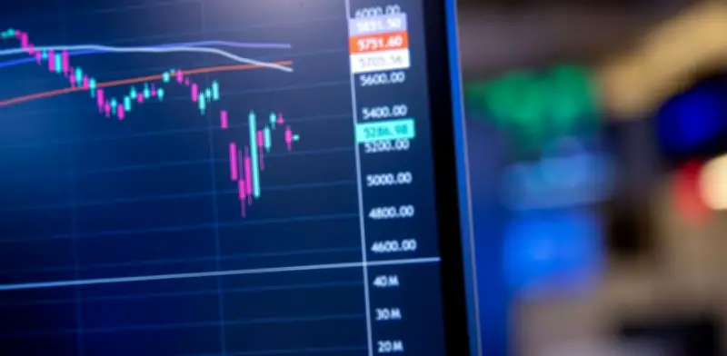 Acciones & Valores lanza fondo para invertir en pequeñas empresas de EE.UU. con protección de capital