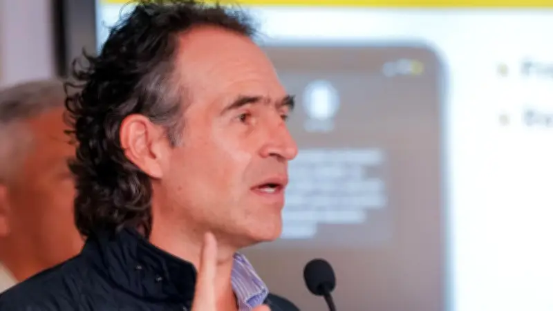 Alcalde de Medellín advierte sobre tendencia therian y posibles conflictos sociales