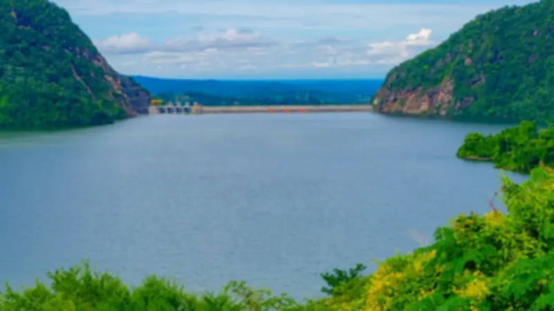 Alerta por posible vertimiento en Hidrosogamoso por aumento del nivel del embalse Topocoro