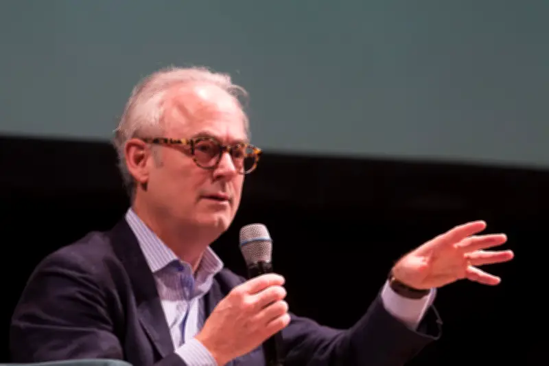 Amor Towles revela su pasión por el cuento en su visita al Hay Festival de Cartagena