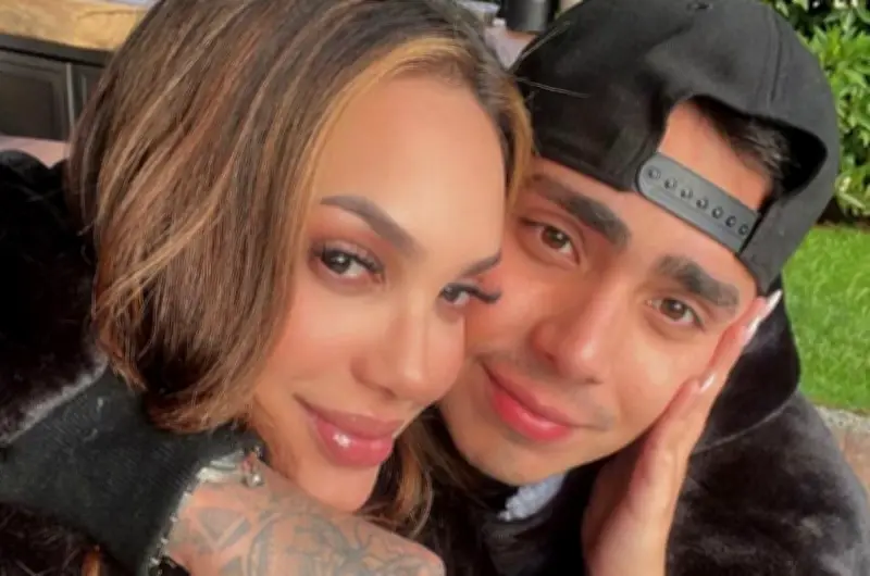 Andrea Valdiri critica incursión política de su ex Felipe Saruma tras divorcio