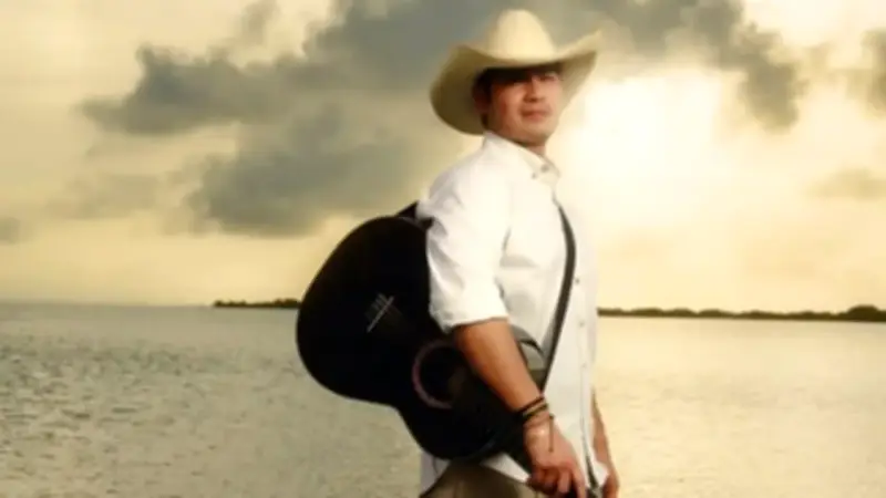 Andrés Cortés lanza 'Mala Fama', una ranchera que explora el desamor y suena en varios países