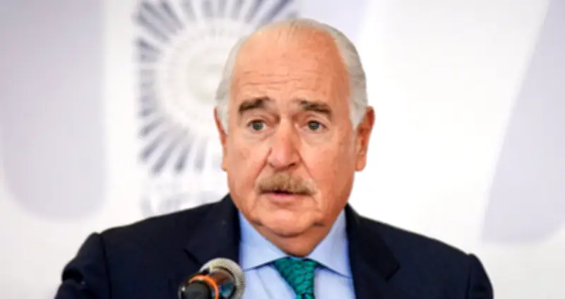 Andrés Pastrana niega vínculos con caso Epstein: 'Nunca viajé en el infame avión ni visité la isla'