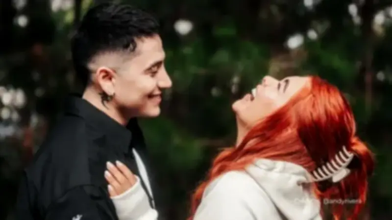 Andy Rivera emociona con serenata en boda de su padre Jhonny Rivera en Risaralda