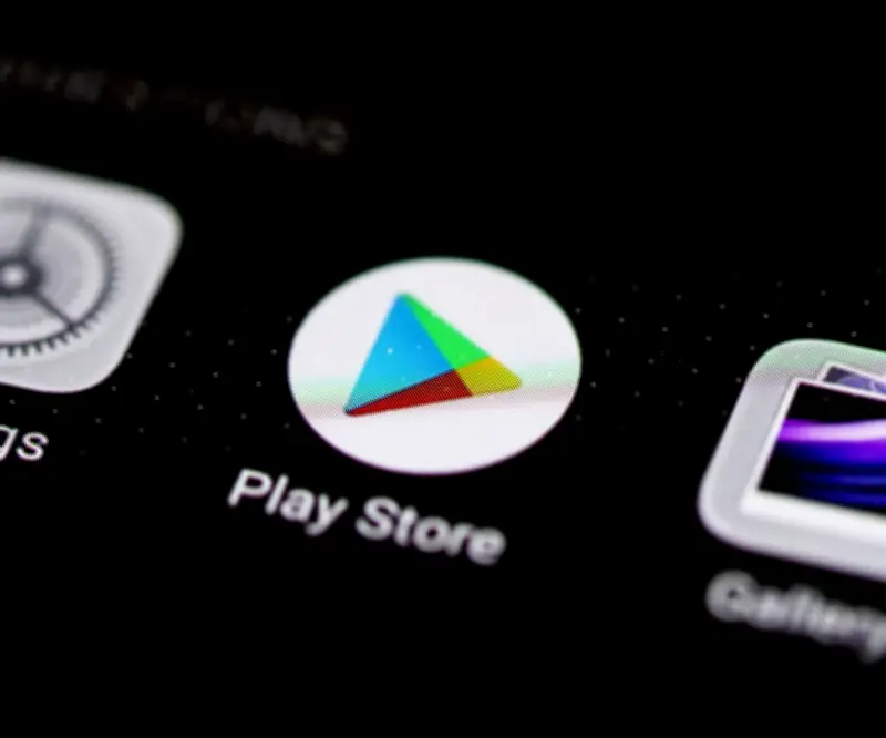 Apple y Google modifican sus App Stores tras presión regulatoria del Reino Unido