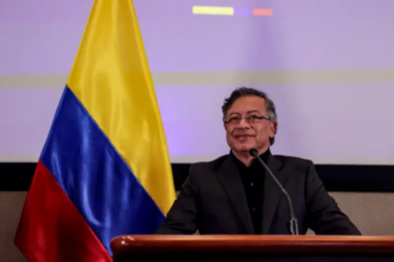 Aprobación de Gustavo Petro alcanza 49,1% según encuesta Invamer, mejor balance de su gobierno