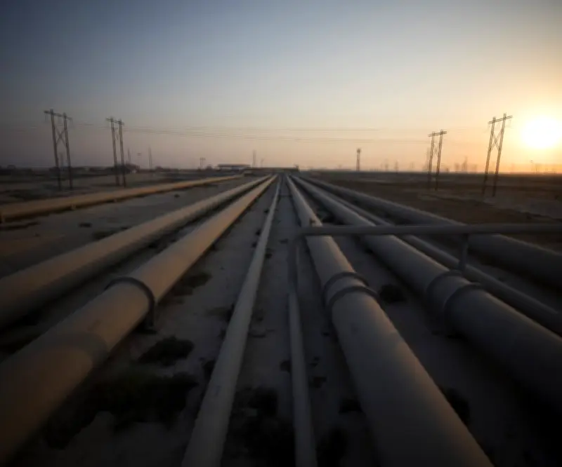 Arabia Saudita incrementa ventas de crudo a China tras recorte histórico de precios