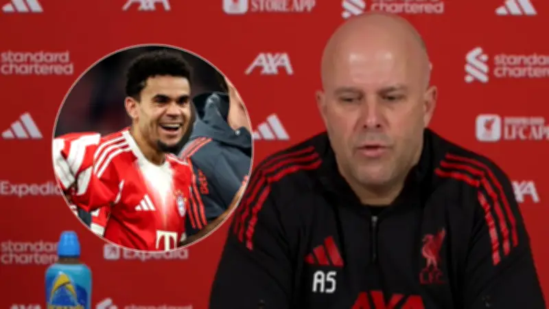 Arne Slot confiesa su sentir ante el triplete de Luis Díaz con el Bayern Múnich