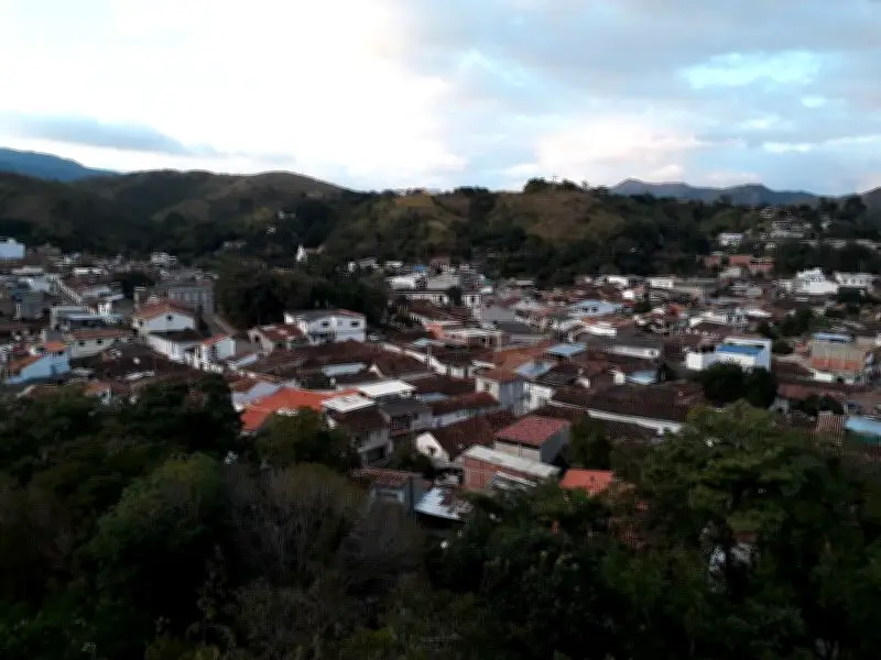 Asalto millonario en Cesar: roban 30 motocicletas y repuestos en camión