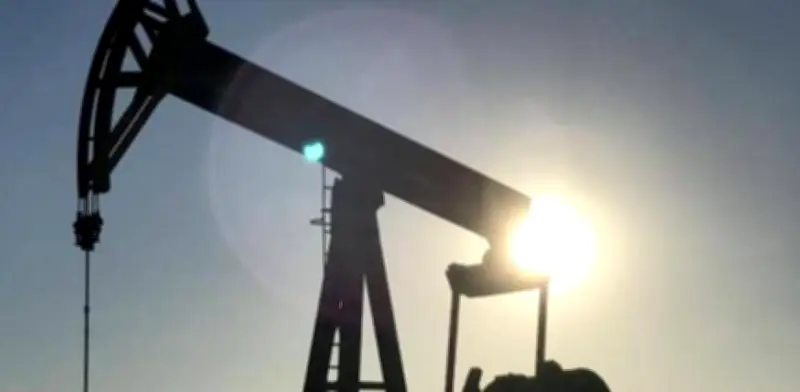 Ataque a Irán amenaza con disparar precio del petróleo hasta US$100 el barril