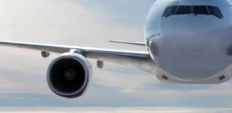 Ataque a Irán provoca cancelaciones masivas de vuelos en Oriente Medio por aerolíneas globales