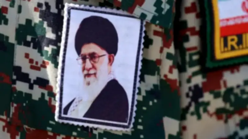 Ataques de Israel y EE.UU. en Irán: traslado de Ali Khamenei y tensión en el poder