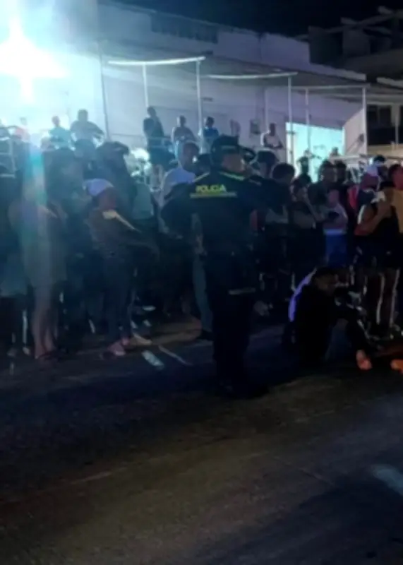 Atentado sicarial en Cartagena: hombre asesinado frente a centro comercial Olaya Plaza