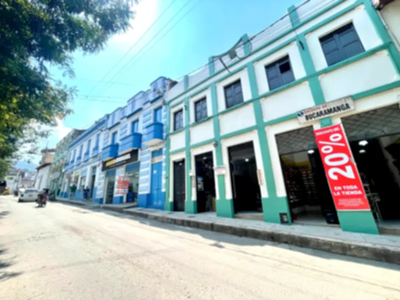 Autoridades alertan sobre construcciones irregulares en el centro histórico de Socorro