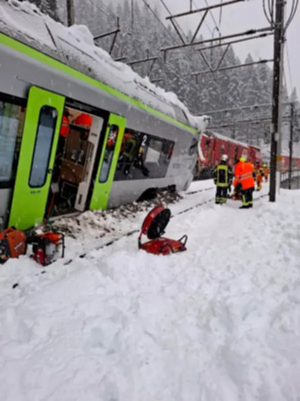 Avalancha causa descarrilamiento de tren en Suiza: 5 heridos en Valais