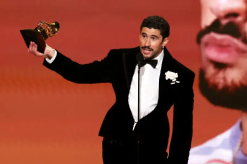 Bad Bunny hace historia en Billboard: logra el número 1 con DTMF y domina el Top 10 global