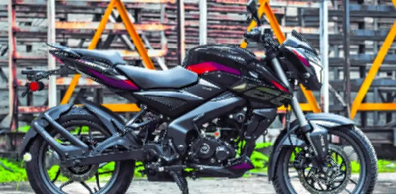 Bajaj renueva la Pulsar NS160 en Colombia con mejoras técnicas y mayor conectividad