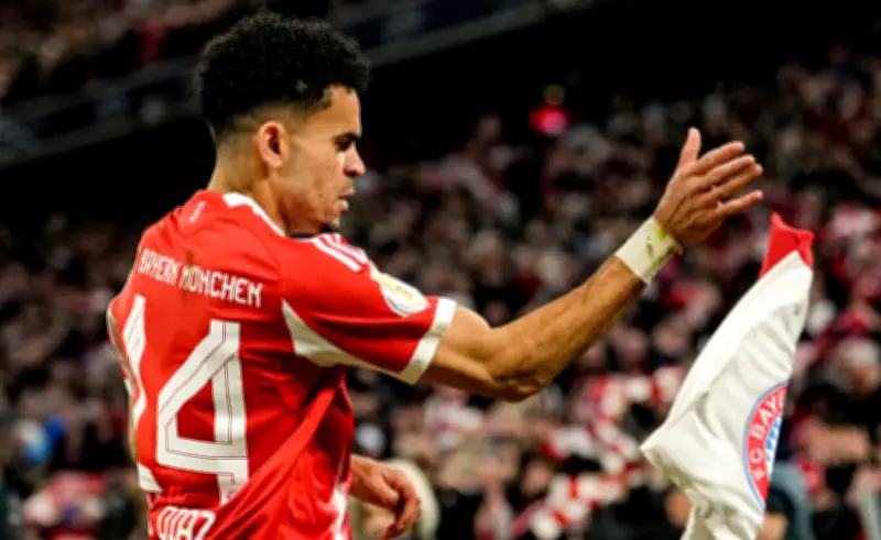 Bayern Múnich avanza a semifinales de Copa Alemania con goles de Kane y Luis Díaz