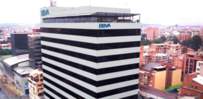 BBVA lanza fondo estructurado que protege capital ante volatilidad del dólar en Colombia