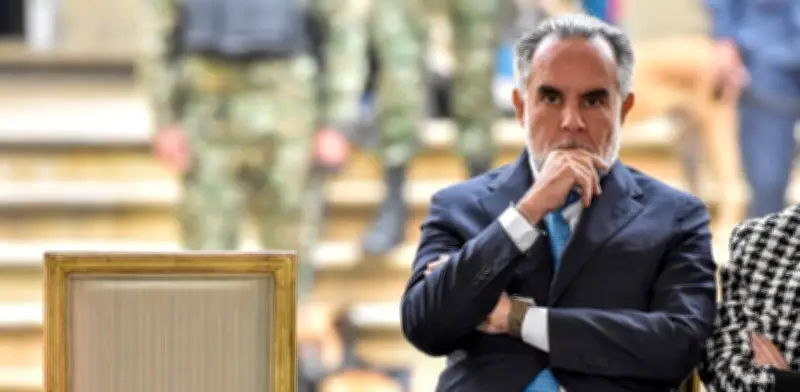 Benedetti advierte sobre consecuencias políticas de suspensión del decreto del salario mínimo