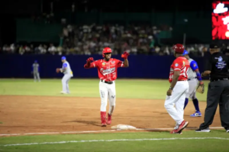 Béisbol colombiano brilla en pretemporada de Grandes Ligas con 13 invitados