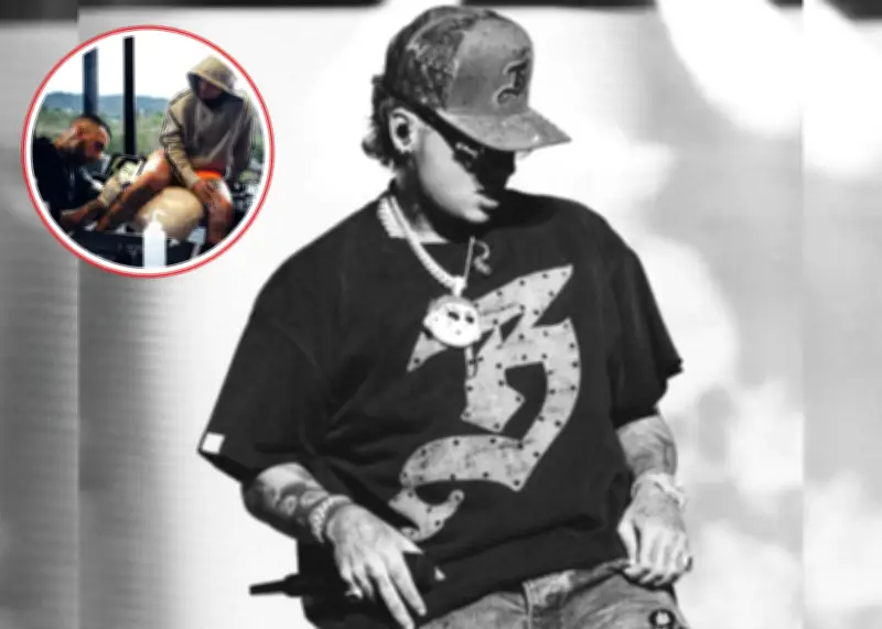 Blessd rinde homenaje a Diomedes Díaz con impactante tatuaje en su cuerpo