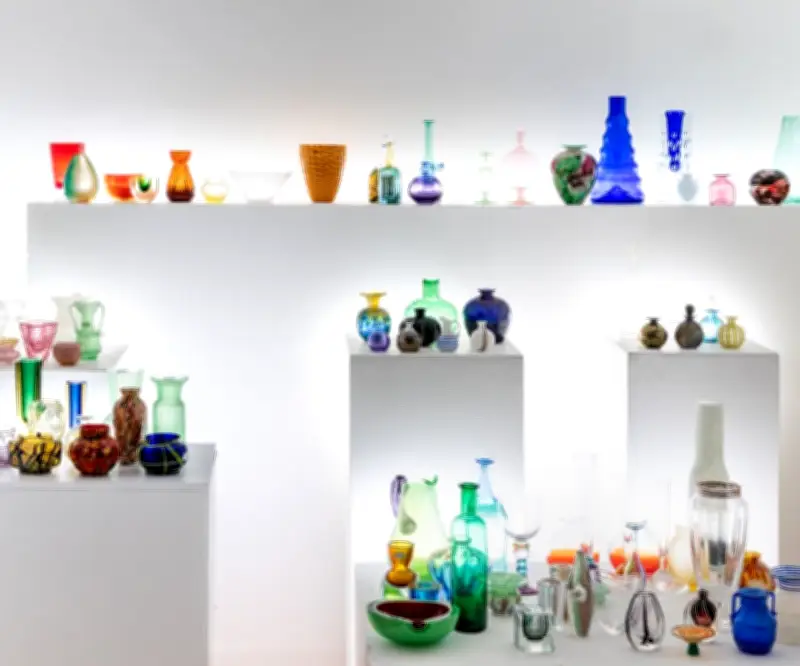 Bogotá Auctions exhibe colección excepcional de vidrio y diseño para subasta histórica