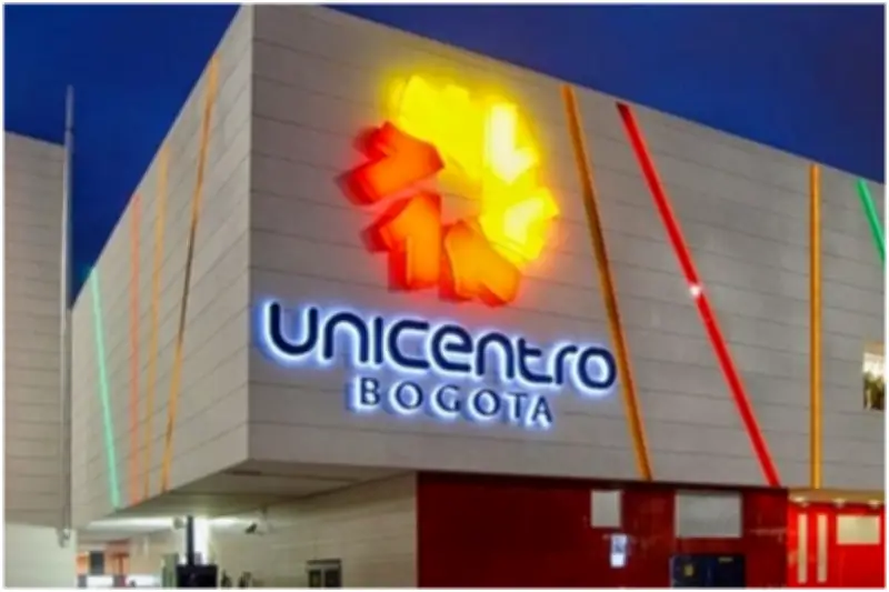 Bogotá reconoce a Unicentro como pionero del turismo de compras en sus 50 años