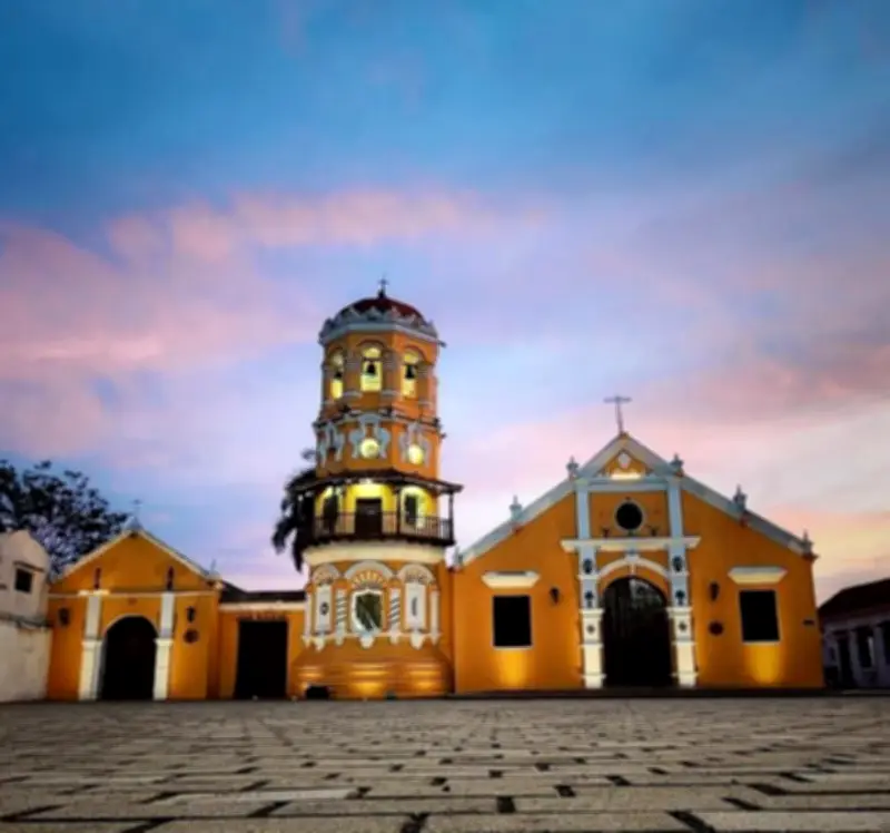 Bolívar despliega su riqueza turística en la Vitrina de Anato con 17 embajadores regionales