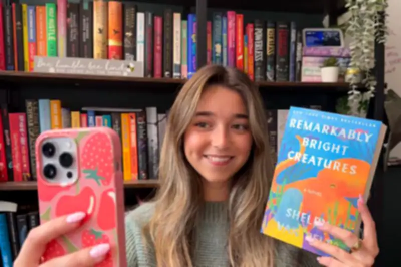 Bookinfluencers Revelan Cinco Libros Imperdibles que Conectan Emociones y Lectura