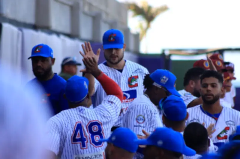 Caimanes de Barranquilla cae ante Navegantes de Magallanes en Serie de las Américas