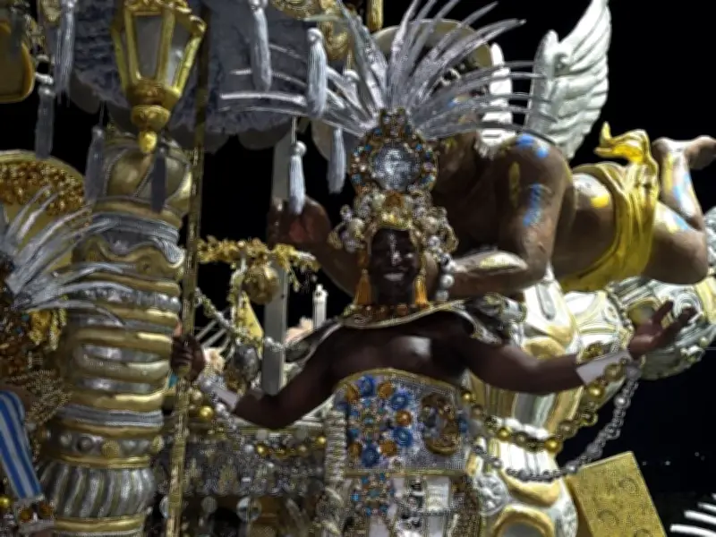 Caleño Camilo Zamora brilla por décimo año en Carnaval de Río representando a Colombia