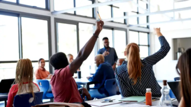 Cali amplía plazo para Mi Cali Beca: Oportunidad educativa para jóvenes bachilleres