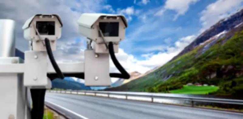 Cali: Cinco cámaras de fotomultas lideraron más de 728.000 sanciones en 2025