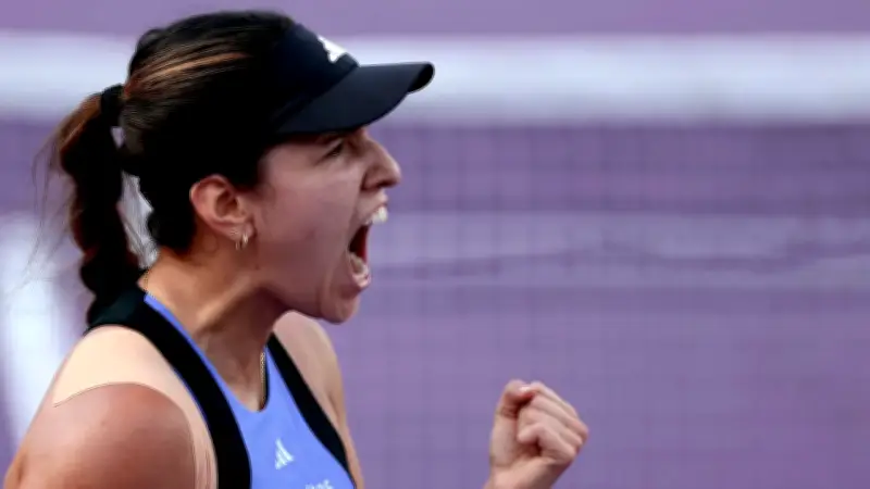Camila Osorio sorprende en Doha y avanza a octavos de final del torneo WTA