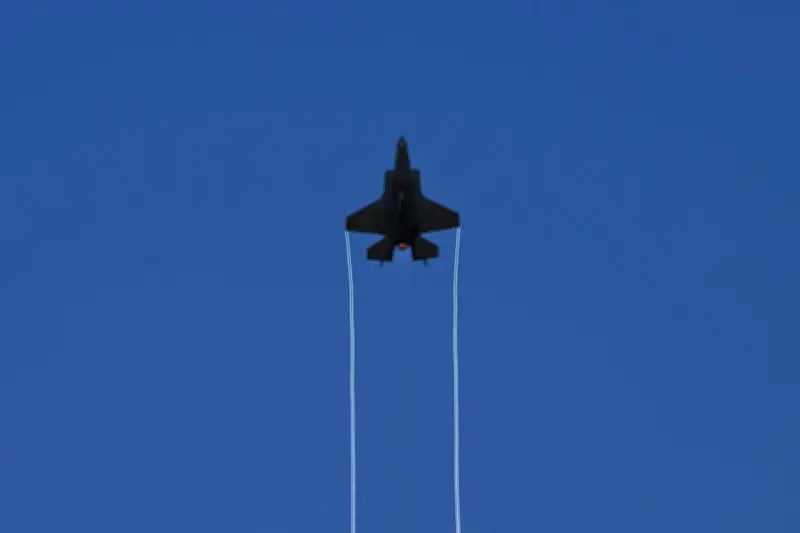 Canadá reorienta gasto militar de EE.UU. a industria nacional por tensión con Trump