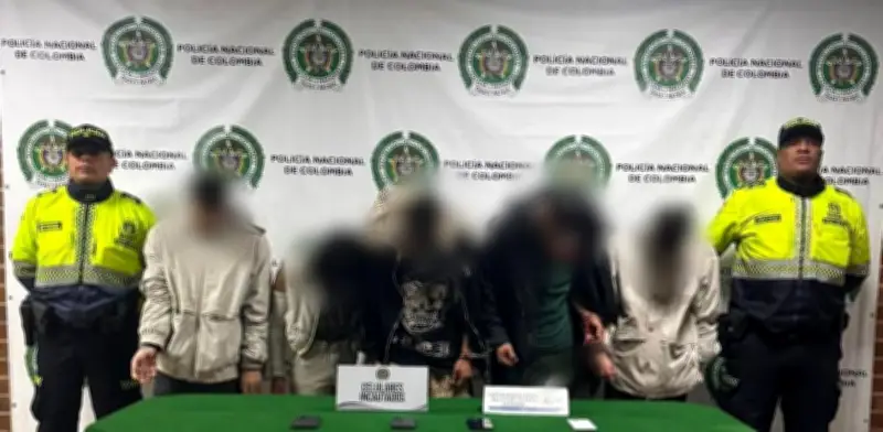 Capturan a cinco delincuentes por hurto de celulares en San Cristóbal: usaban papel aluminio para evadir rastreo