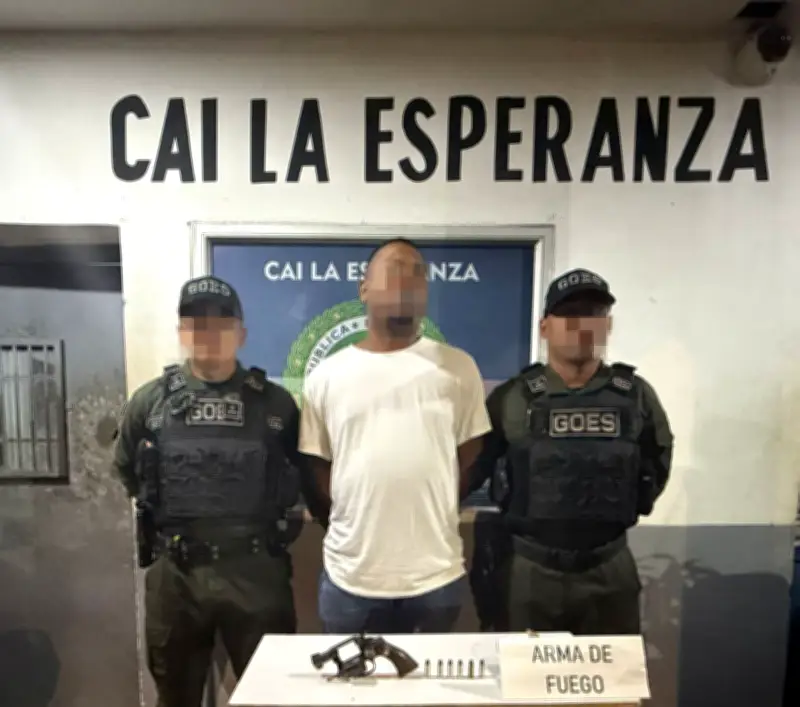 Capturan a 'El Confite' con revólver calibre .38 en Cartagena durante ofensiva contra armas ilegales