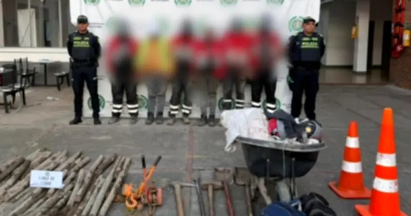 Capturan a seis falsos funcionarios del IDU que robaban cable de fibra óptica en Suba, Bogotá