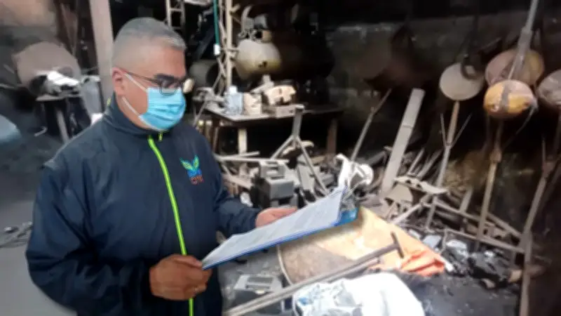 CAR suspende a tres fundidoras en Soacha por operar hornos sin permisos ambientales