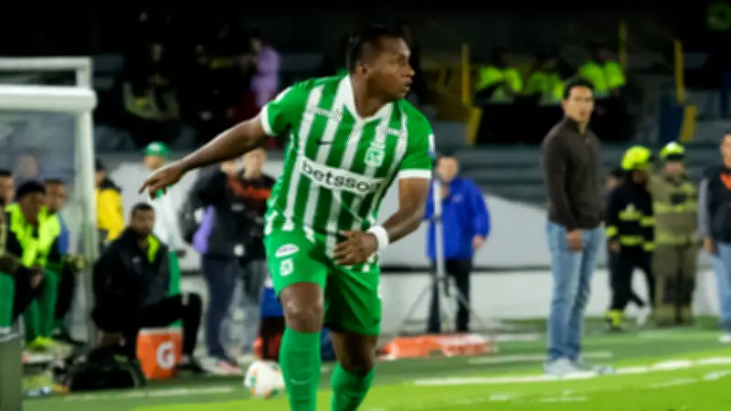 Carlos Antonio Vélez propone once ideal para Colombia con sorpresas como Montero y Morelos