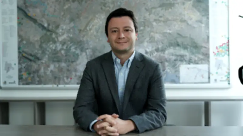 Carlos Felipe Reyes lidera la renovación urbana de Bogotá con visión estratégica