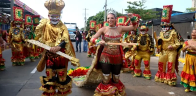 Carnaval de Barranquilla 2026: La Gran Parada de Tradición brilla con disfraces y multitudes