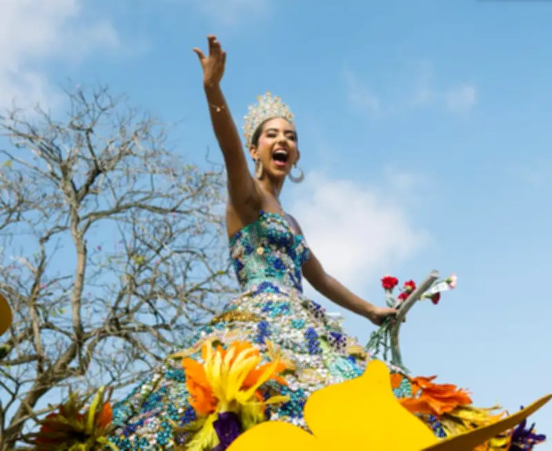 Carnaval de la 44 rinde homenaje a García Márquez con Batalla de Flores del Recuerdo