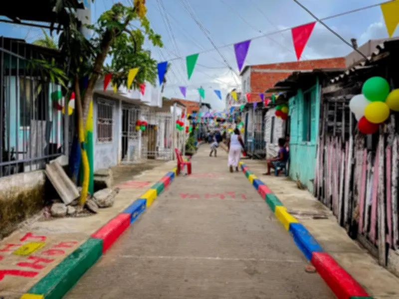 Cartagena avanza con 10 nuevas obras de pavimentación en barrios prioritarios