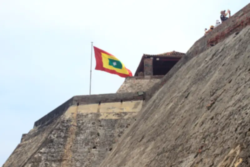 Cartagena fusiona moda y gastronomía en gala solidaria para damnificados de Córdoba