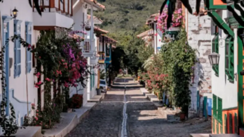 Cauca Viejo: El pueblo antioqueño que recrea la historia con arquitectura colonial moderna