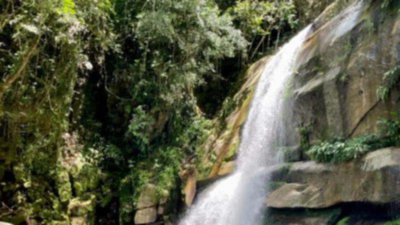 Charco Negro: el río tinto de Antioquia que deslumbra a menos de 4 horas de Medellín
