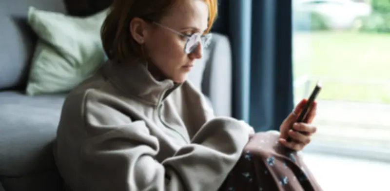 Chatbots de IA para salud mental: expertos advierten que no son terapia pero pueden ser herramientas útiles