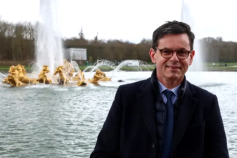 Christophe Leribault asume dirección del Louvre tras crisis por robo de joyas